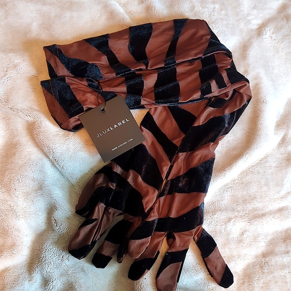 JLUXE LABEL Gloves only - Picture 2 of 3